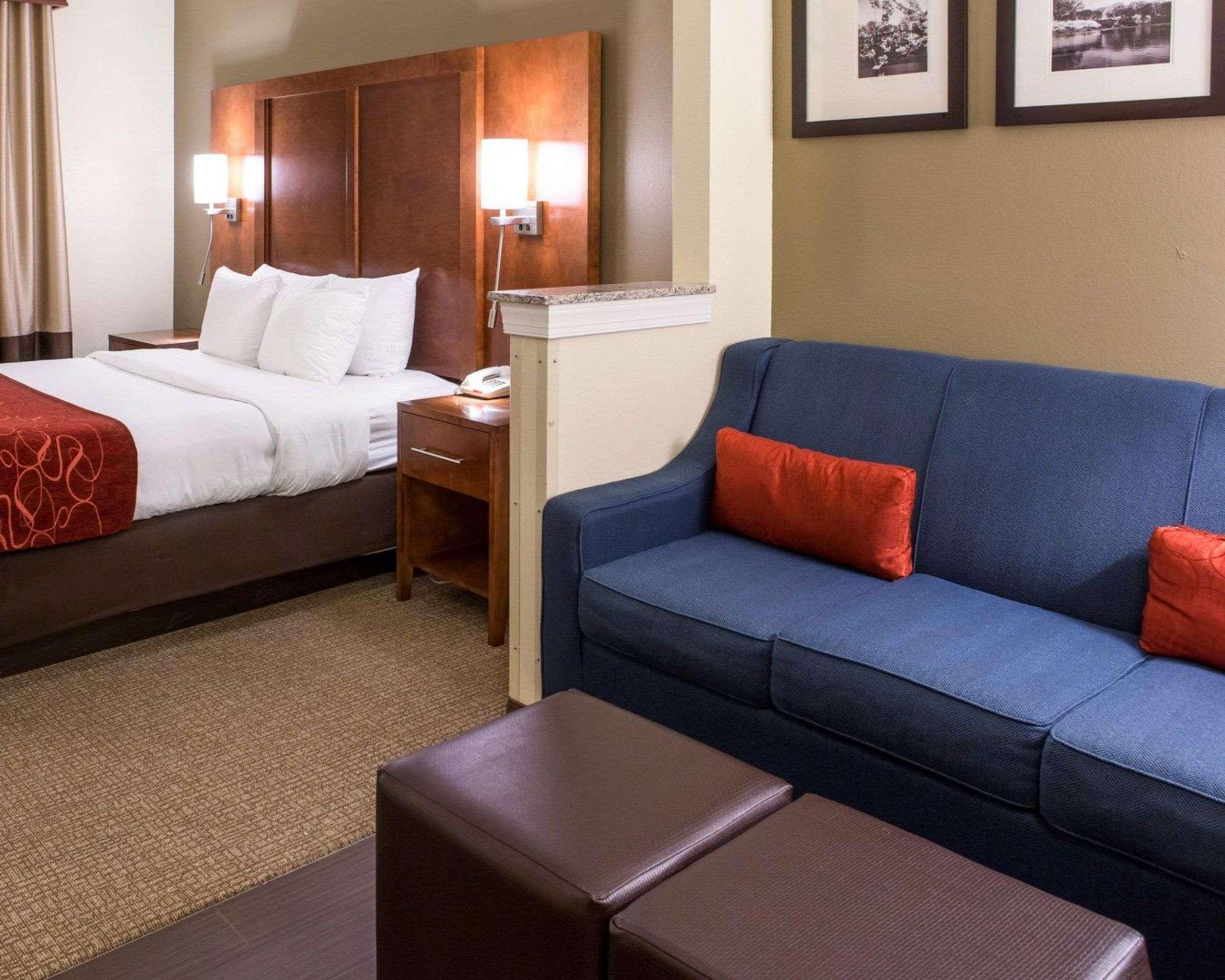 Comfort Suites Newark - Harrison Exterior foto