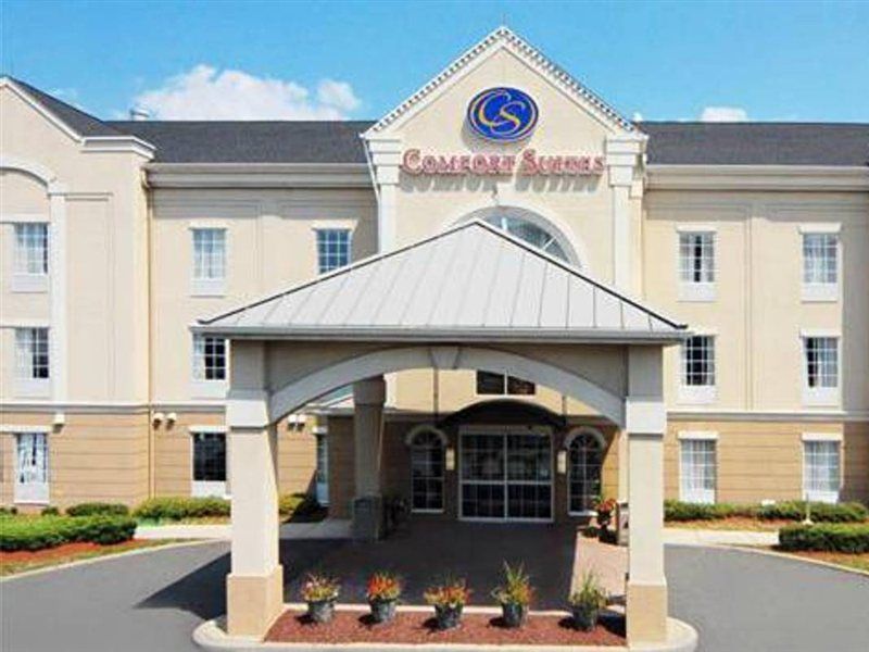 Comfort Suites Newark - Harrison Exterior foto